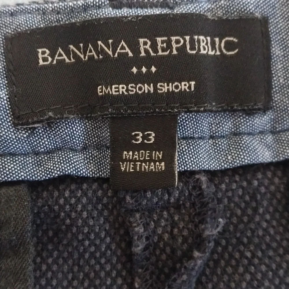 Banana Republic Men's Emerson Navy Shorts size 33